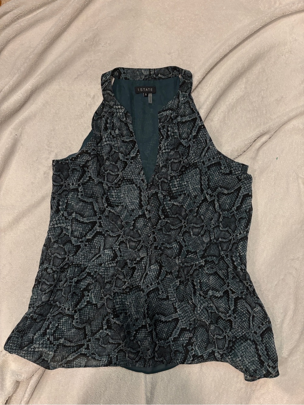 Like new! 1. State Teal and Black Sleeveless Snake-Print V-Neck Blouse